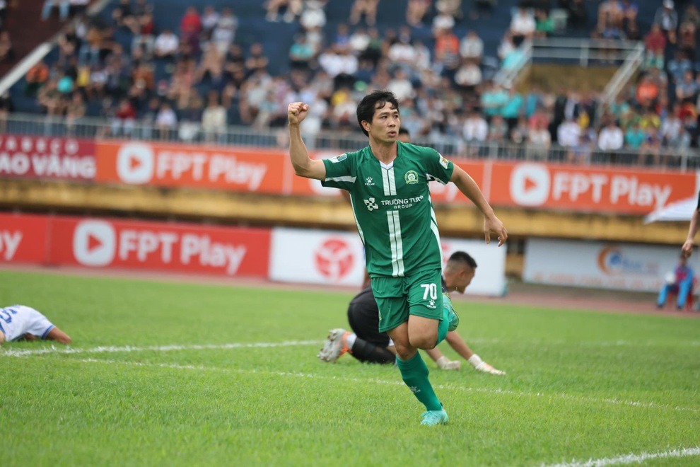 Ghi bàn ở Bình Phước, Công Phượng chúc tuyển Việt Nam thành công ở AFF Cup - 1