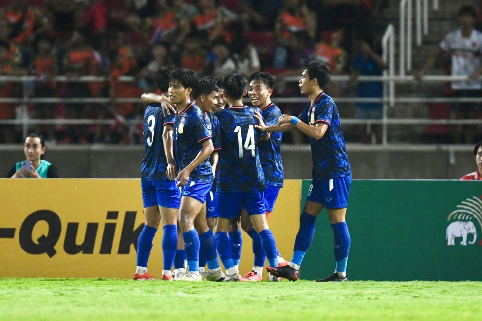 Bất ngờ hòa Thái Lan, HLV Lào cảnh báo đội tuyển Việt Nam ở AFF Cup - 1