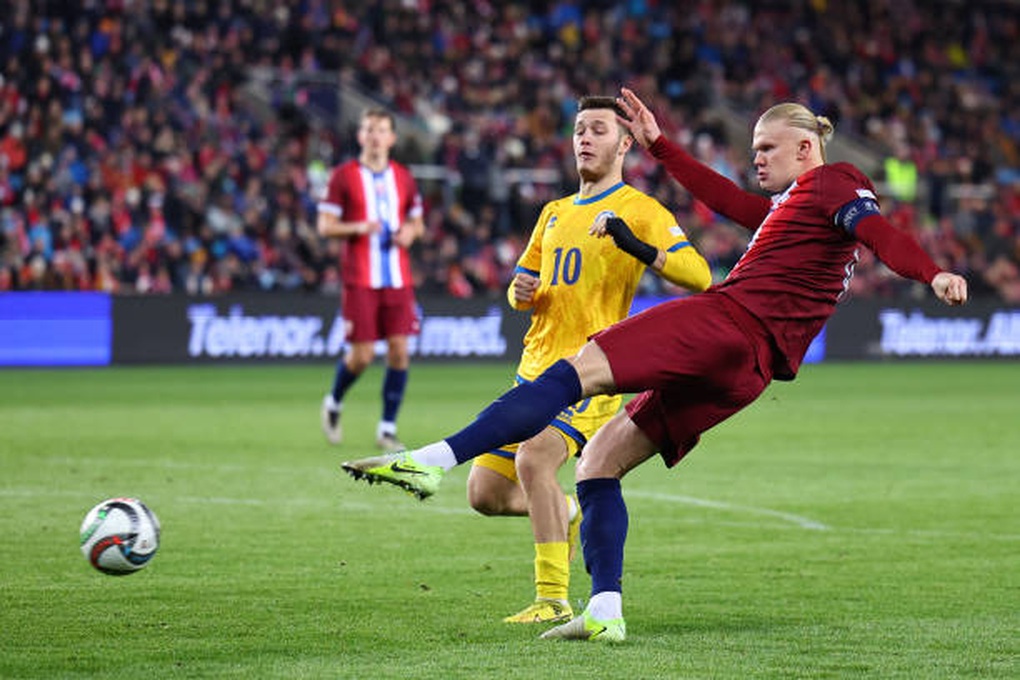 Haaland lập hat-trick, vượt qua Ronaldo về số bàn thắng tại Nations League - 3